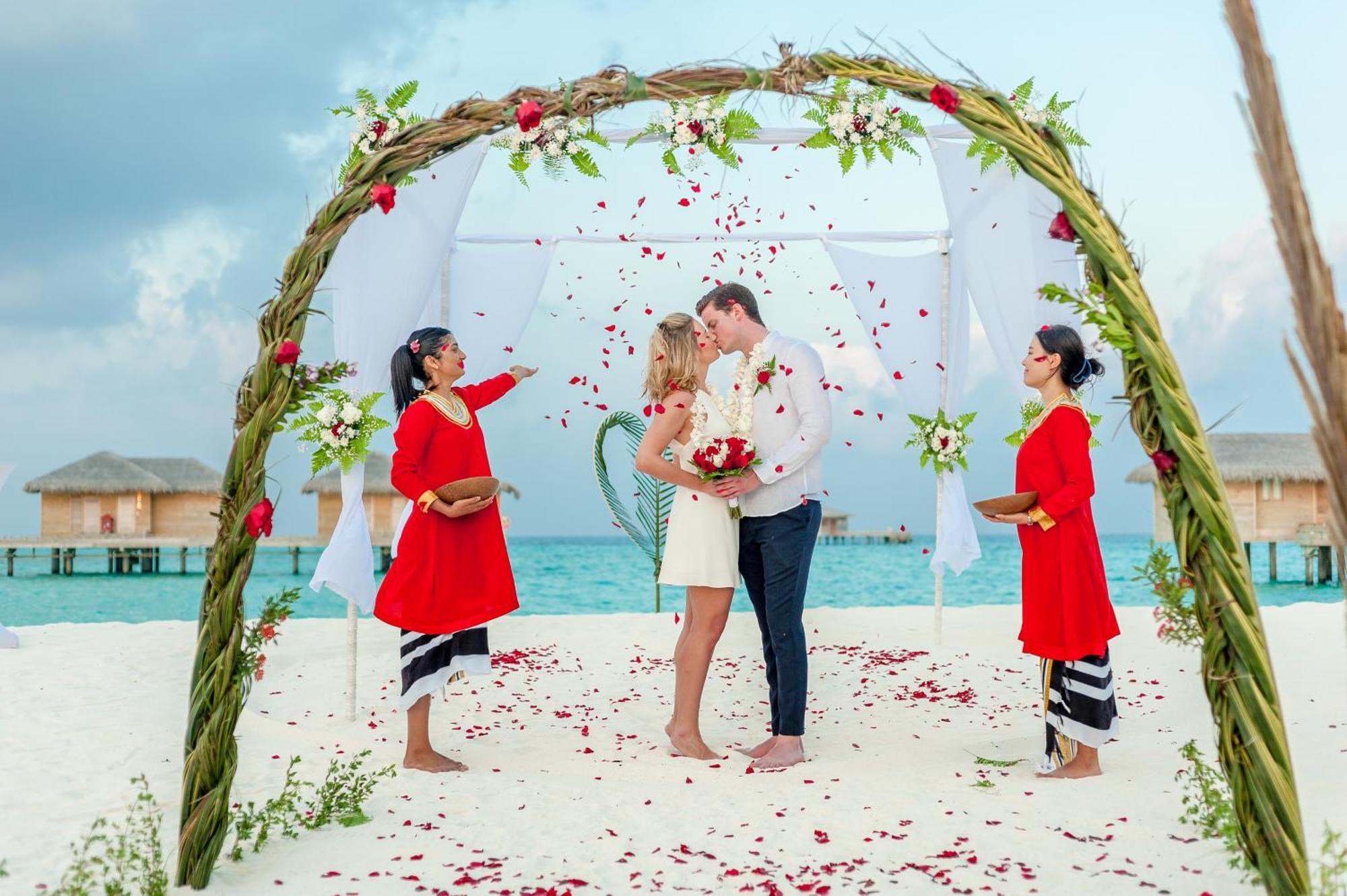 You & Me Maldives - Adults Only - Premium All-Inclusive Muravandhoo Екстер'єр фото